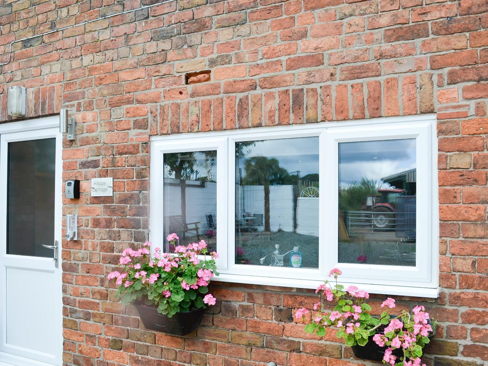 Hillside Cottage Hanmer Exterior foto